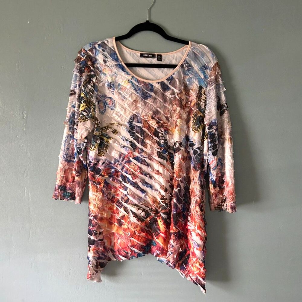 Elementiz asymmetrical top butterfly print a pleated, ruffled texture size XL